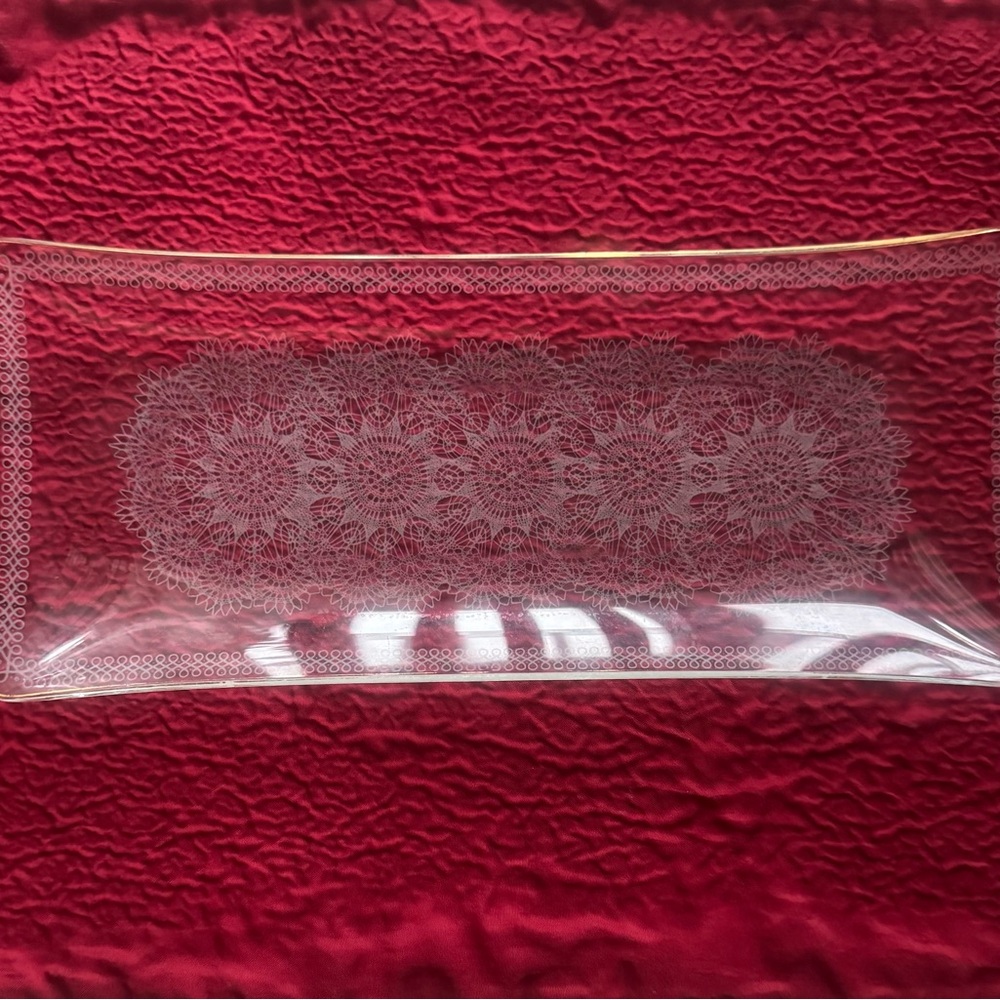 Vintage Elegant Clear Glass Serving Tray Lace Imprint Edging Gold Trim Platter